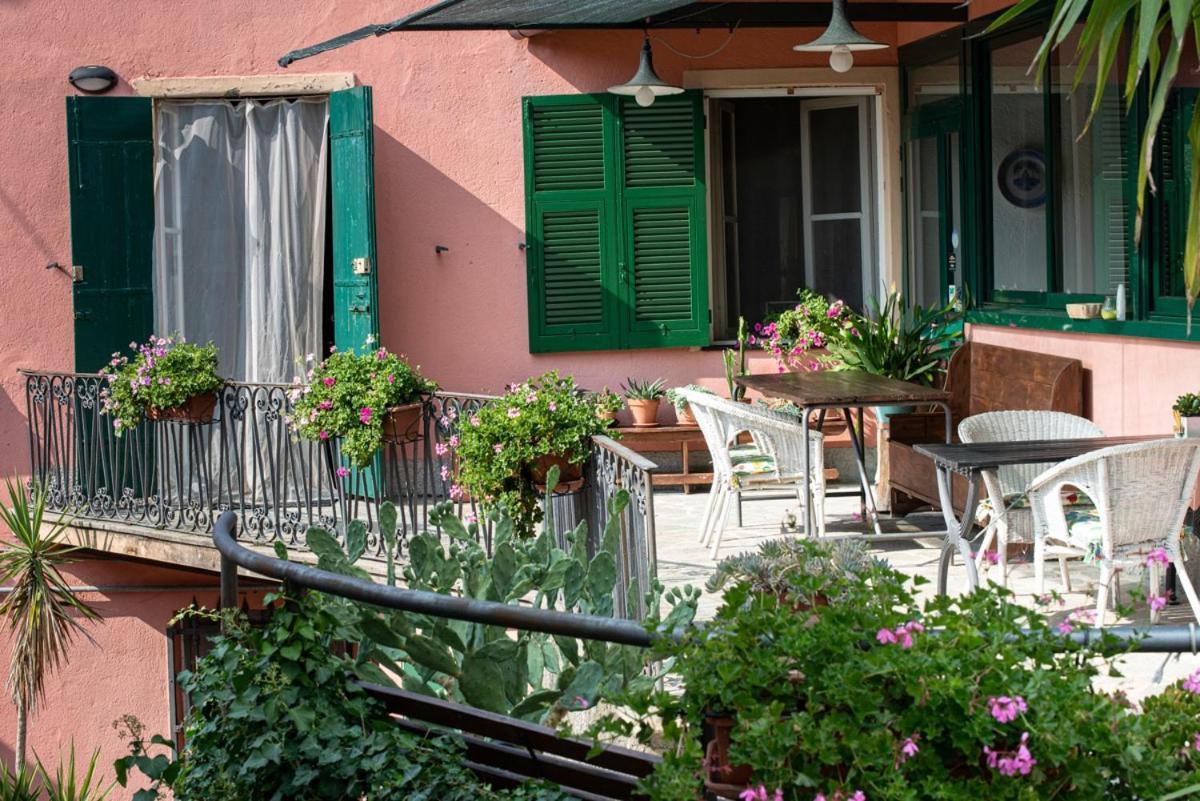 B&B Da Beppe Neirone Exteriör bild